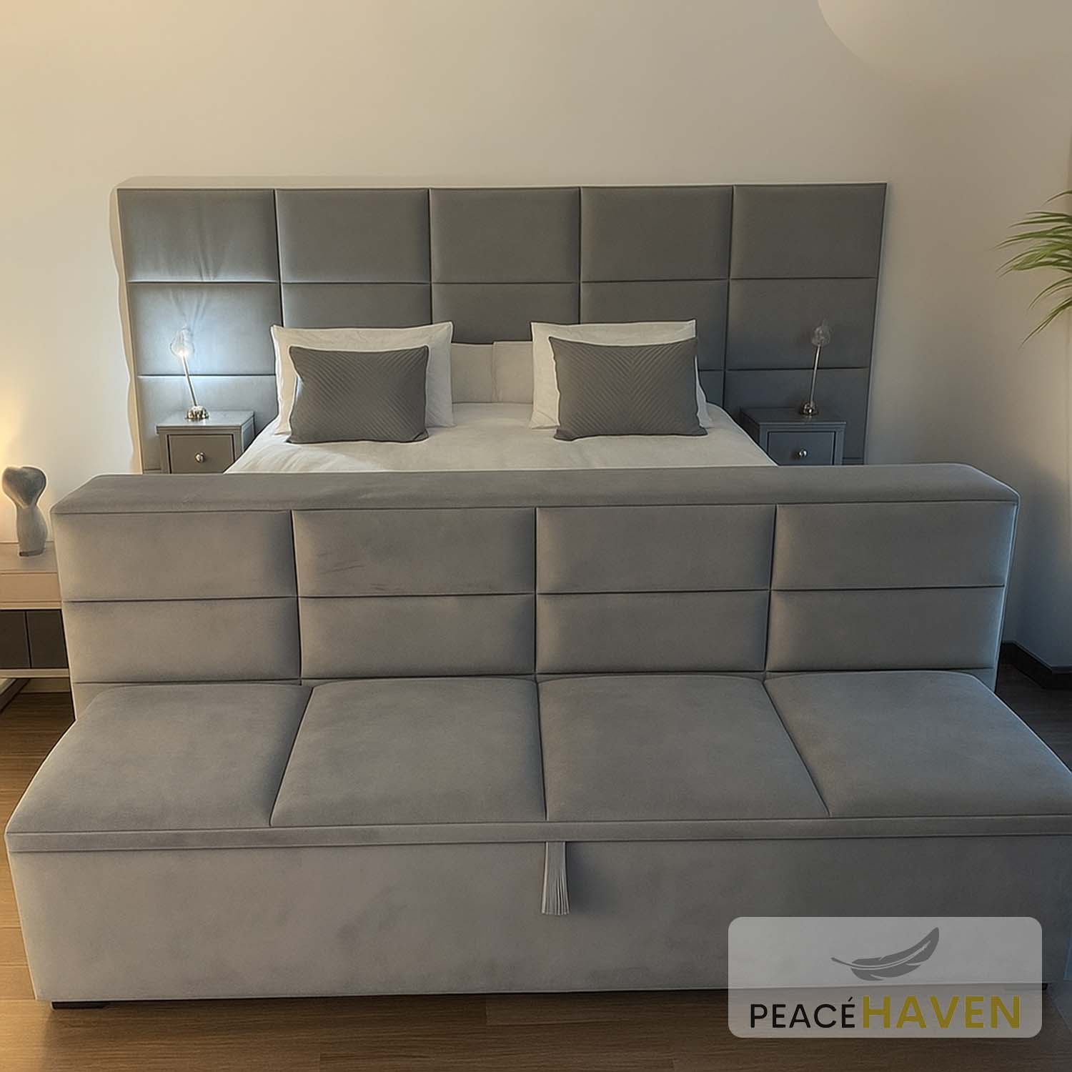 Frach Rahty Modern Panelled Bed