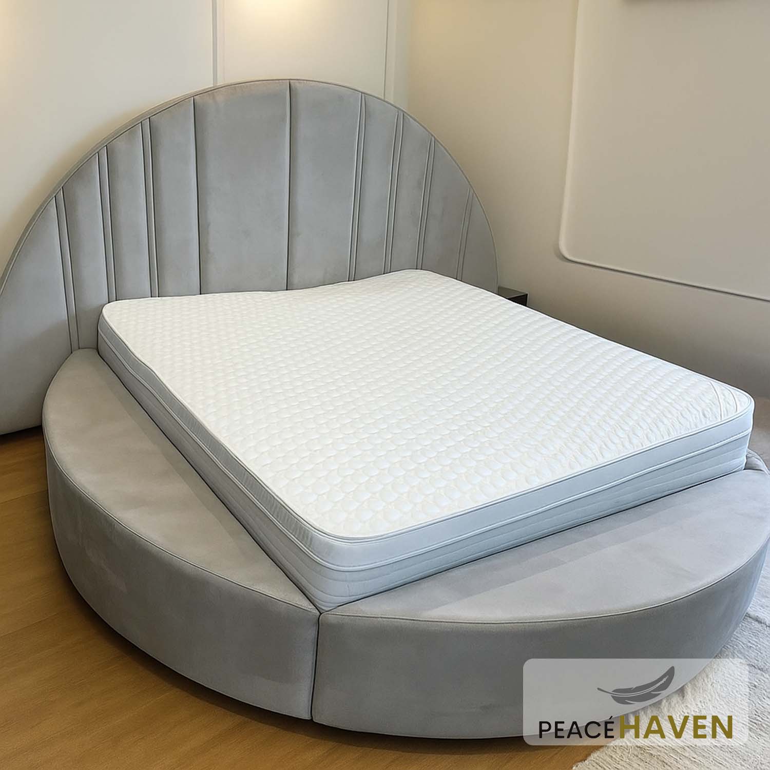 Court Contemporary Round Bed